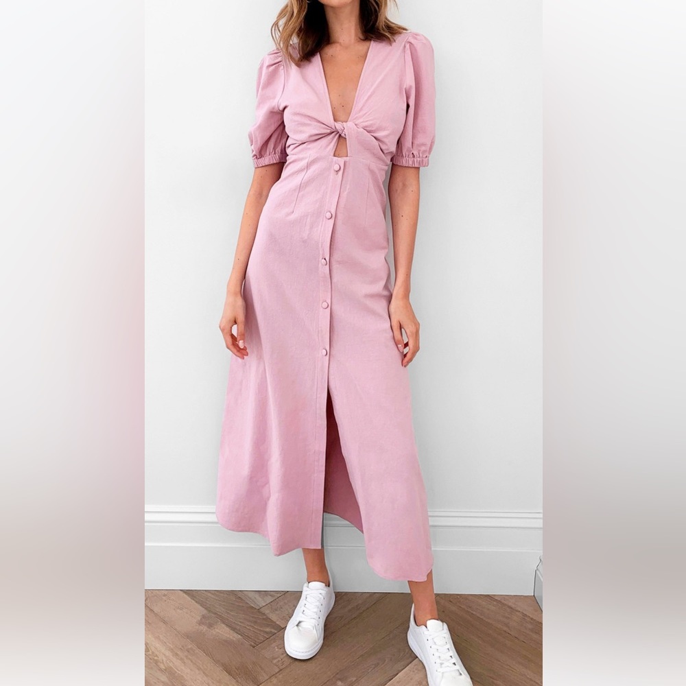 Front Woman Tie Maxi Dress in Pink